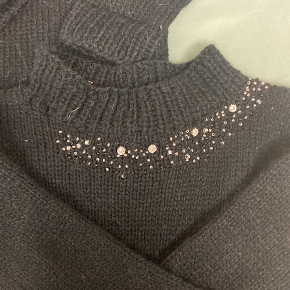 Toddler/kids WOOL sweater with hand sewn Beads - Picture 3 of 5